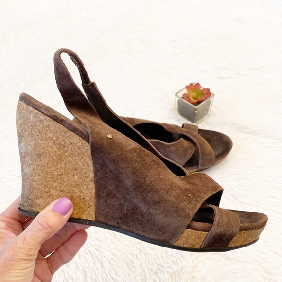 UGG Brown platform suede cork wedge heel sandals women size 9 - Picture 3 of 7